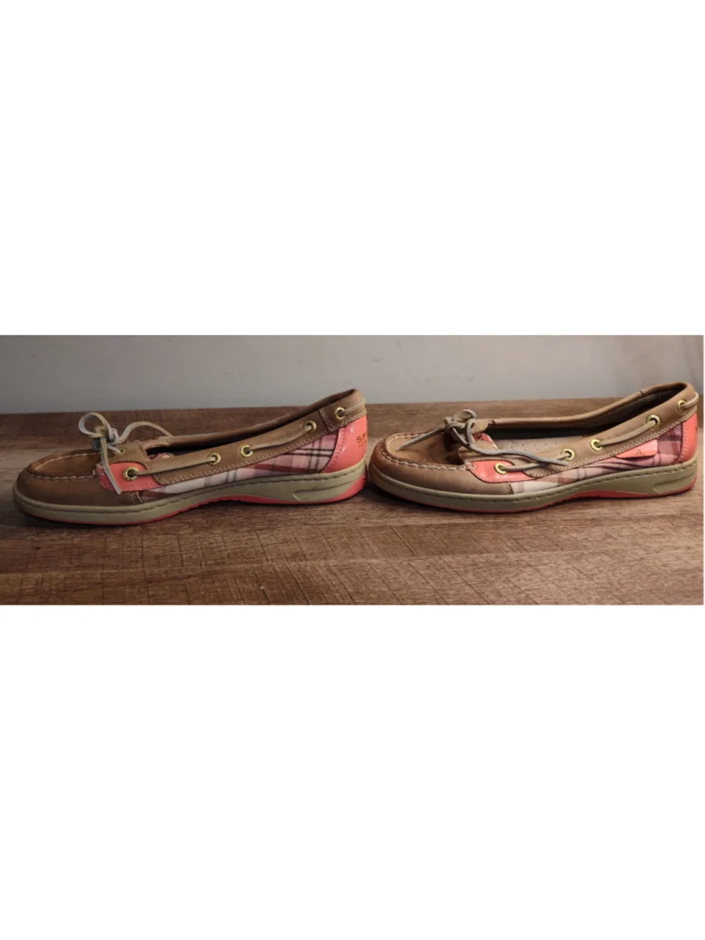 Women's Sperry Top-Sider Boat Shoes, Beige and Pink Plaid Size 7.5